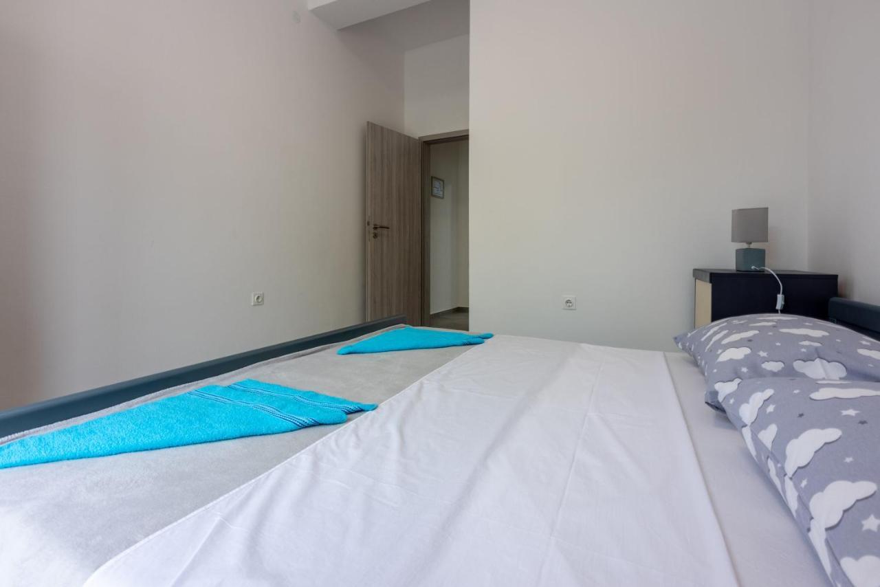 Apartments Ankica Crikvenica Exteriör bild